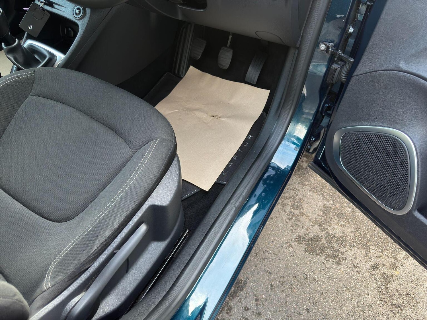 Used Renault Captur 2020 for sale - 76576920: Photo 55