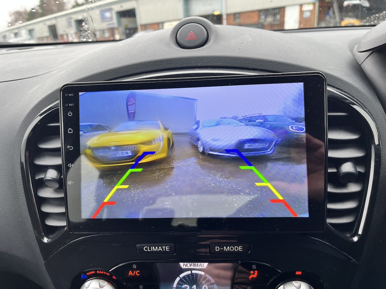 Used Nissan Juke 2011 for sale - 77548273: Photo 15