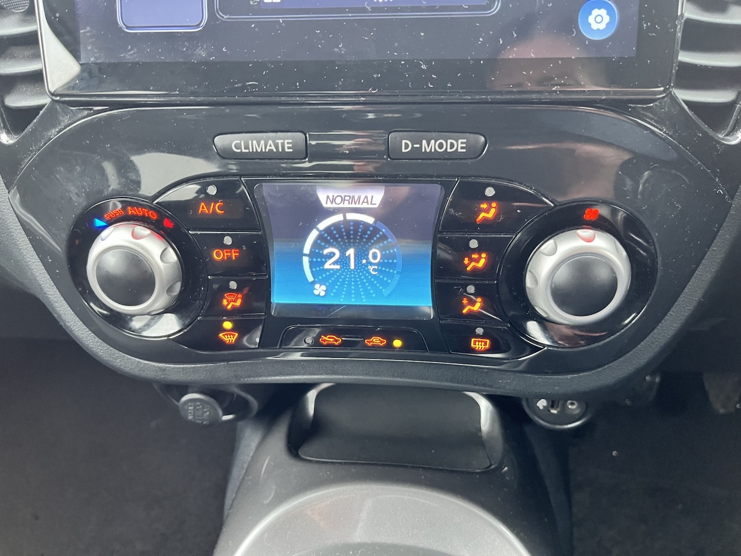 Used Nissan Juke 2011 for sale - 77548273: Photo 17