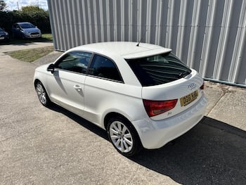 Used Audi A1 2011 for sale - 79633021: Photo