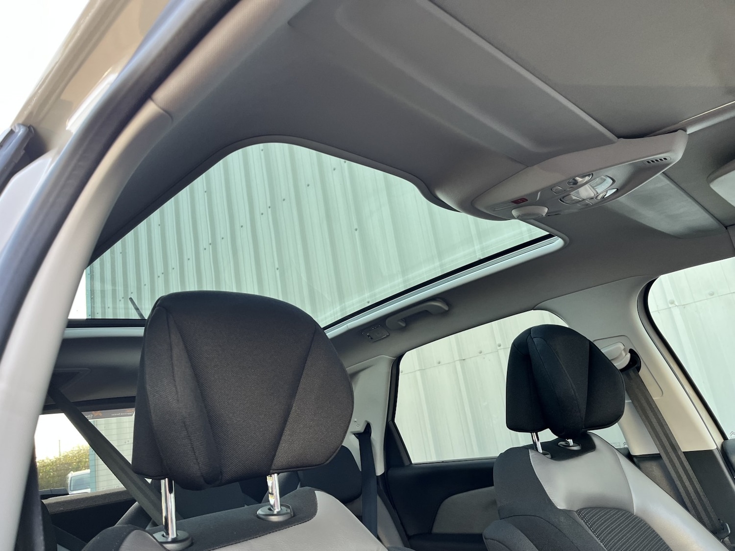 Used Citroen C4 Picasso 2017 for sale - 77357351: Photo 16