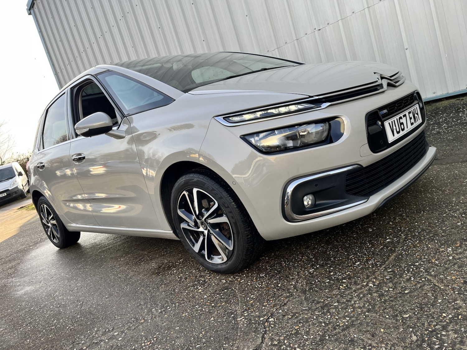 Used Citroen C4 Picasso 2017 for sale - 77357351: Photo 7