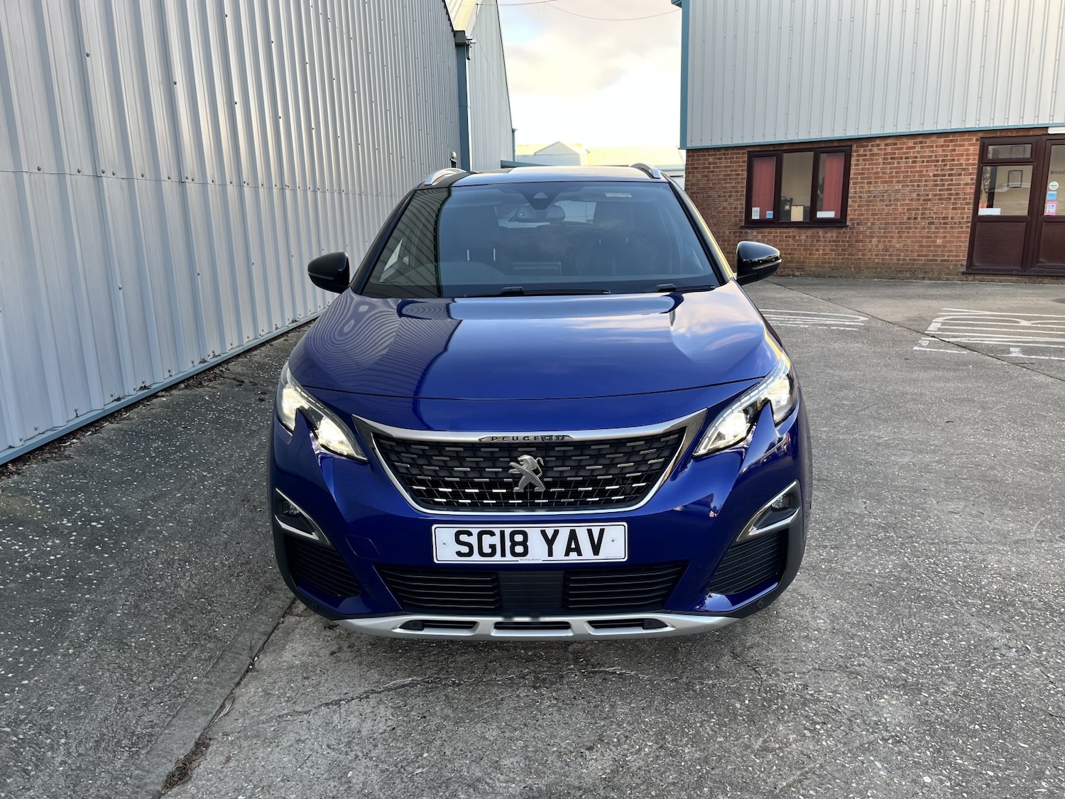 Used Peugeot 3008 2018 for sale - 77080777: Photo 8