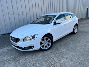 Used Volvo V60 2015 for sale - 75490063: Photo