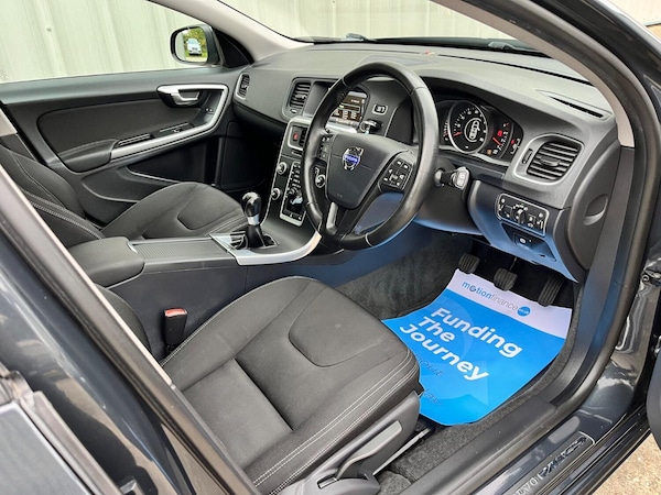 Used Volvo V60 2013 for sale - 76237225: Photo 15