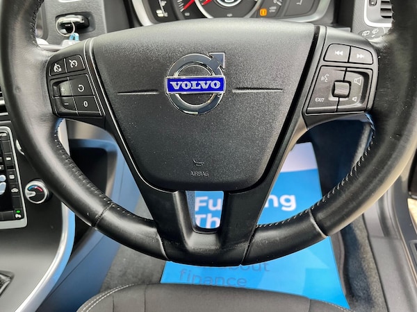 Used Volvo V60 2013 for sale - 76237225: Photo 17