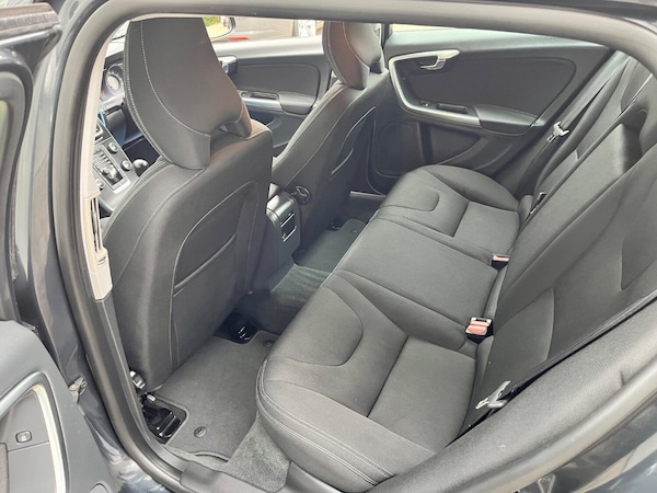 Used Volvo V60 2013 for sale - 76237225: Photo 24