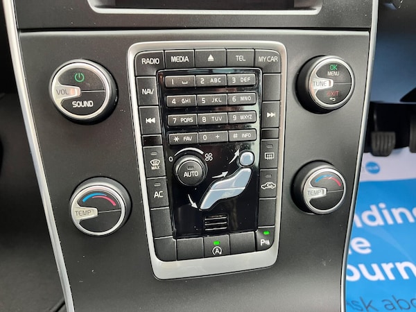 Used Volvo V60 2013 for sale - 76237225: Photo 28