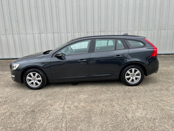 Used Volvo V60 2013 for sale - 76237225: Photo 2