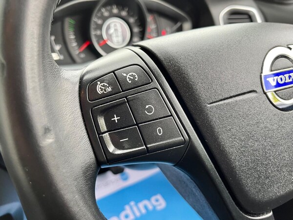 Used Volvo V60 2013 for sale - 76237225: Photo 32