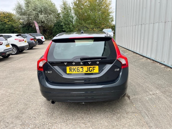Used Volvo V60 2013 for sale - 76237225: Photo 4