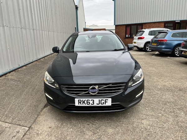 Used Volvo V60 2013 for sale - 76237225: Photo 8