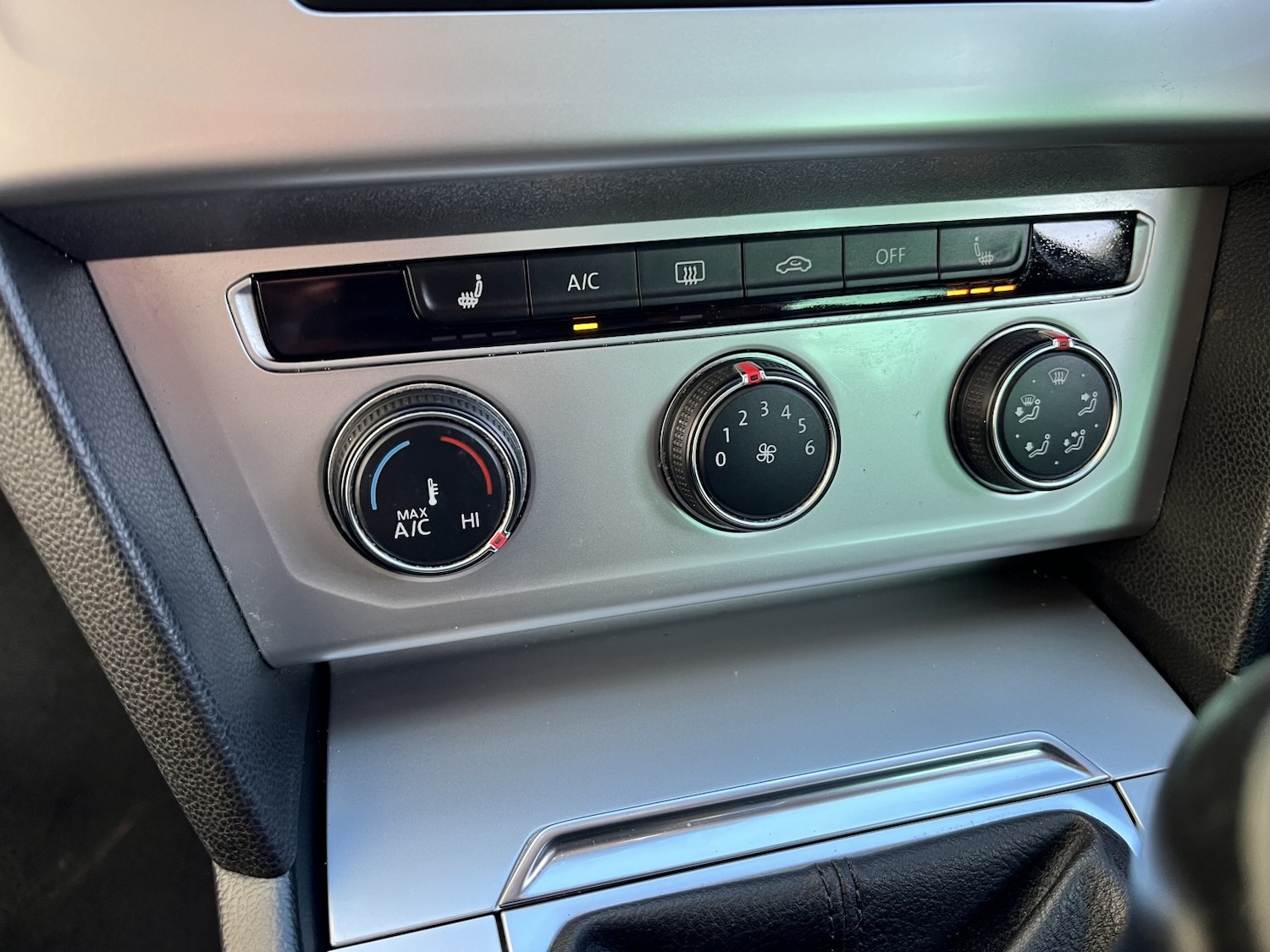 Used Volkswagen Passat 2017 for sale - 77906452: Photo 31