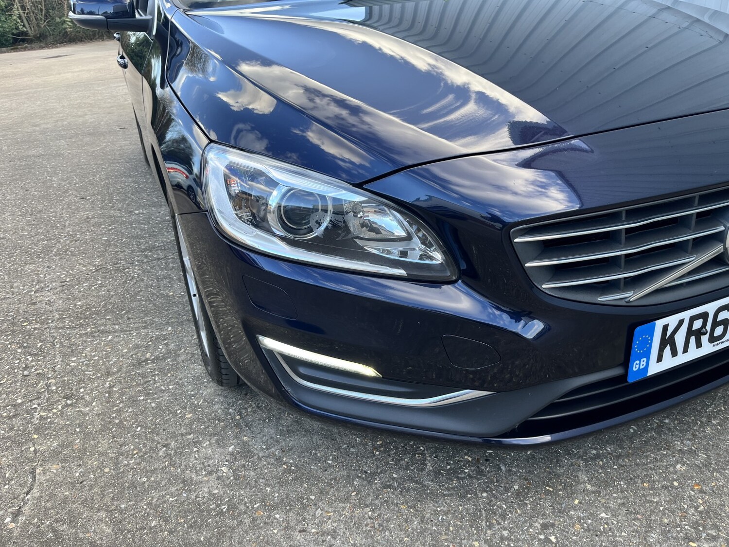 Used Volvo V60 2015 for sale - 78031584: Photo 9