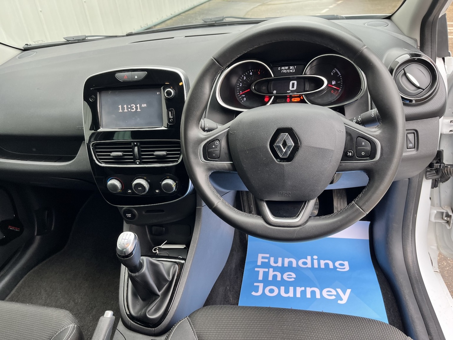 Used Renault Clio 2018 for sale - 77385304: Photo 17