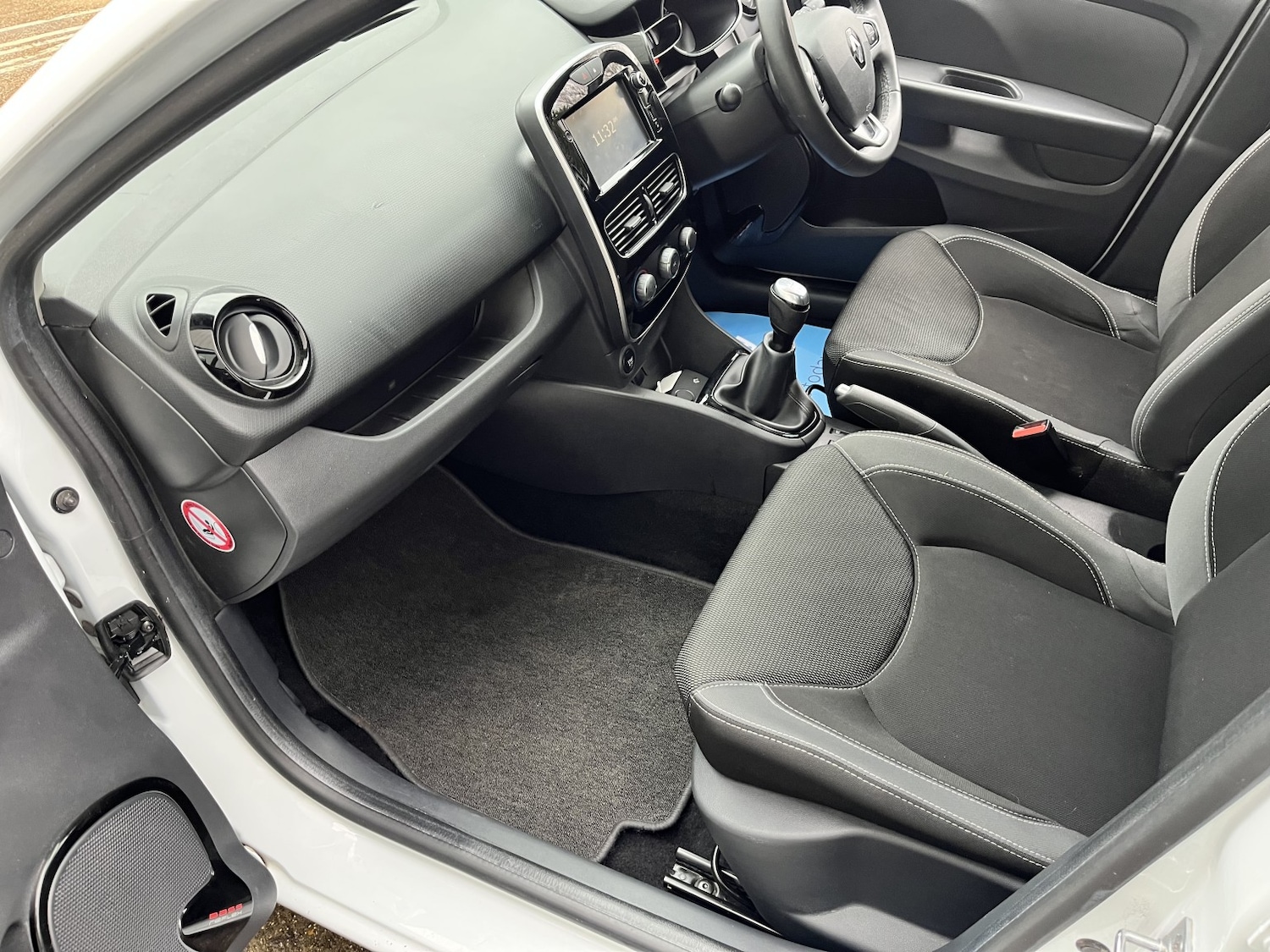 Used Renault Clio 2018 for sale - 77385304: Photo 25