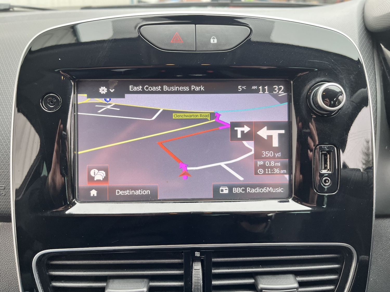 Used Renault Clio 2018 for sale - 77385304: Photo 29