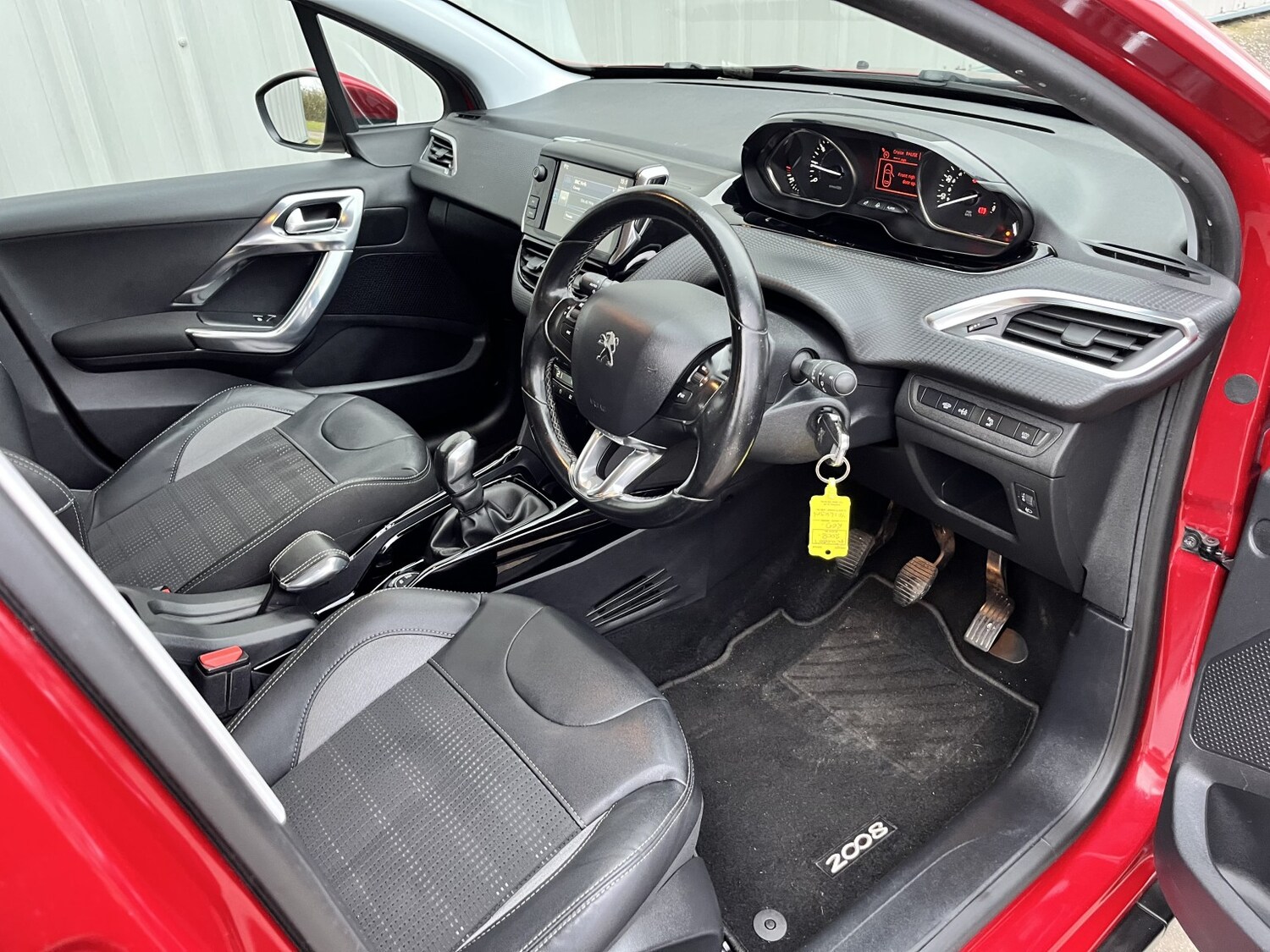 Used Peugeot 2008 2016 for sale - 77508542: Photo 15