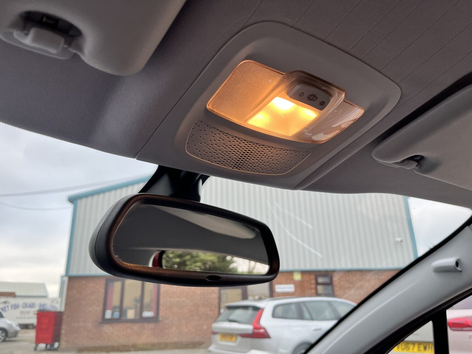 Used Peugeot 2008 2016 for sale - 77508542: Photo 32