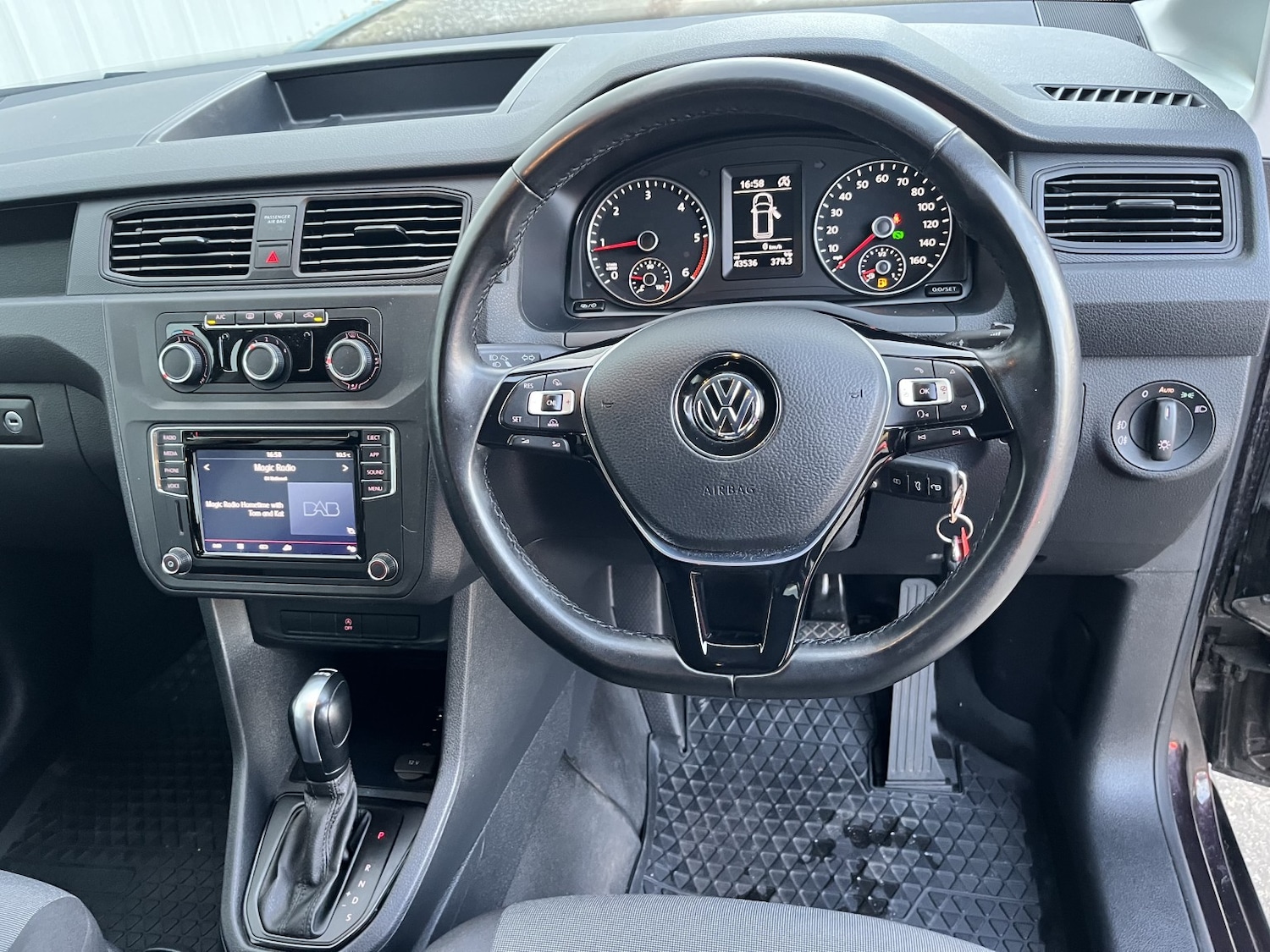 Used Volkswagen Caddy Maxi 2019 for sale - 77792935: Photo 16