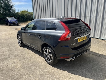 Used Volvo XC60 2015 for sale - 79436568: Photo