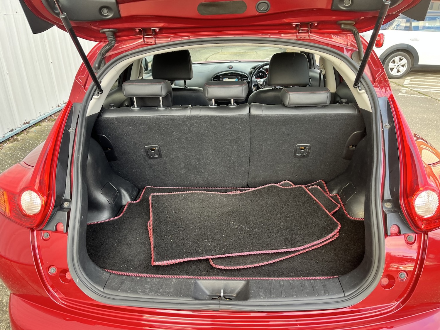 Used Nissan Juke 2014 for sale - 77073082: Photo 23