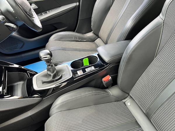 Used Peugeot 208 2021 for sale - 76164579: Photo 28