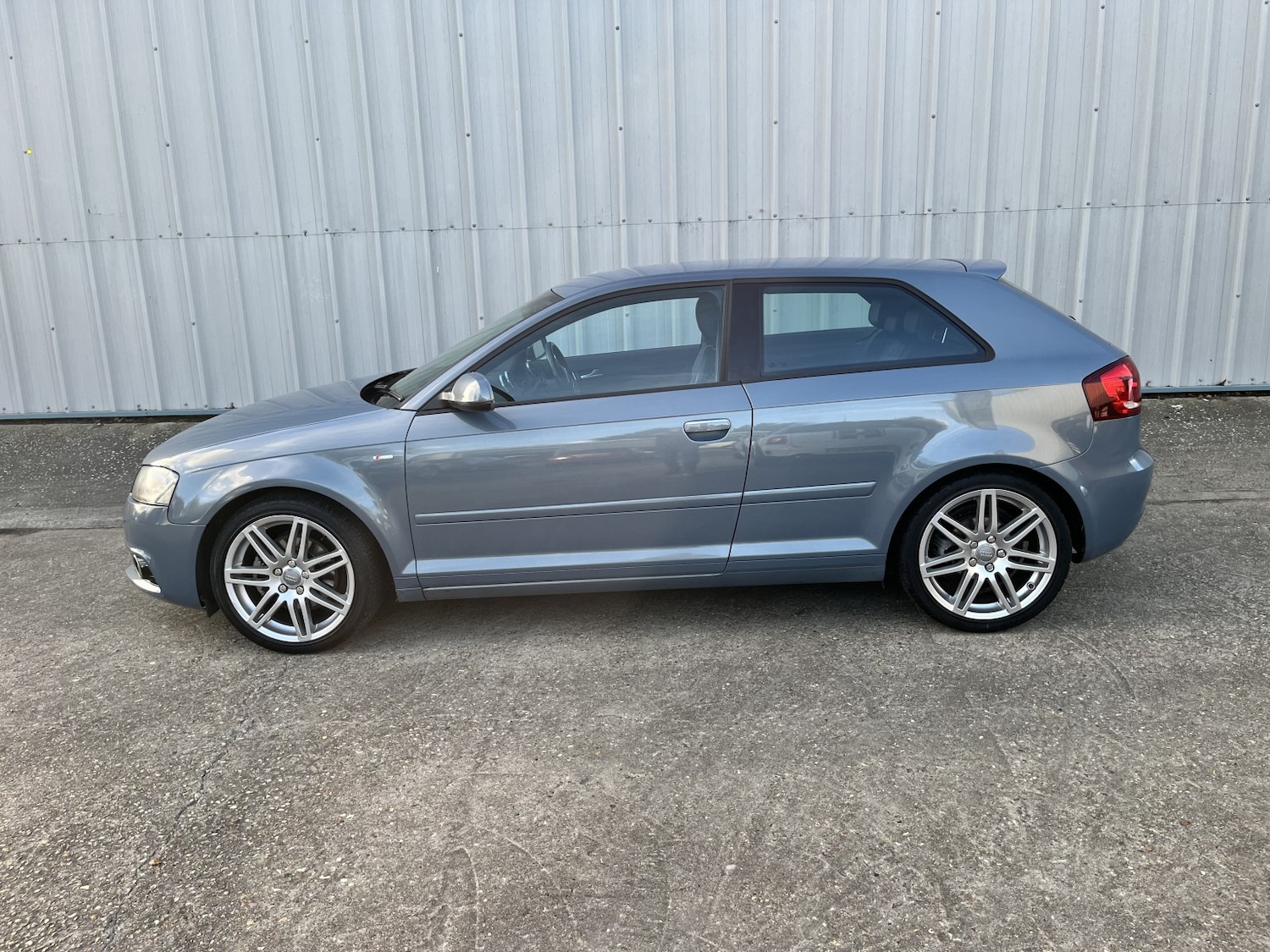 Used Audi A3 2012 for sale - 76536729: Photo 2