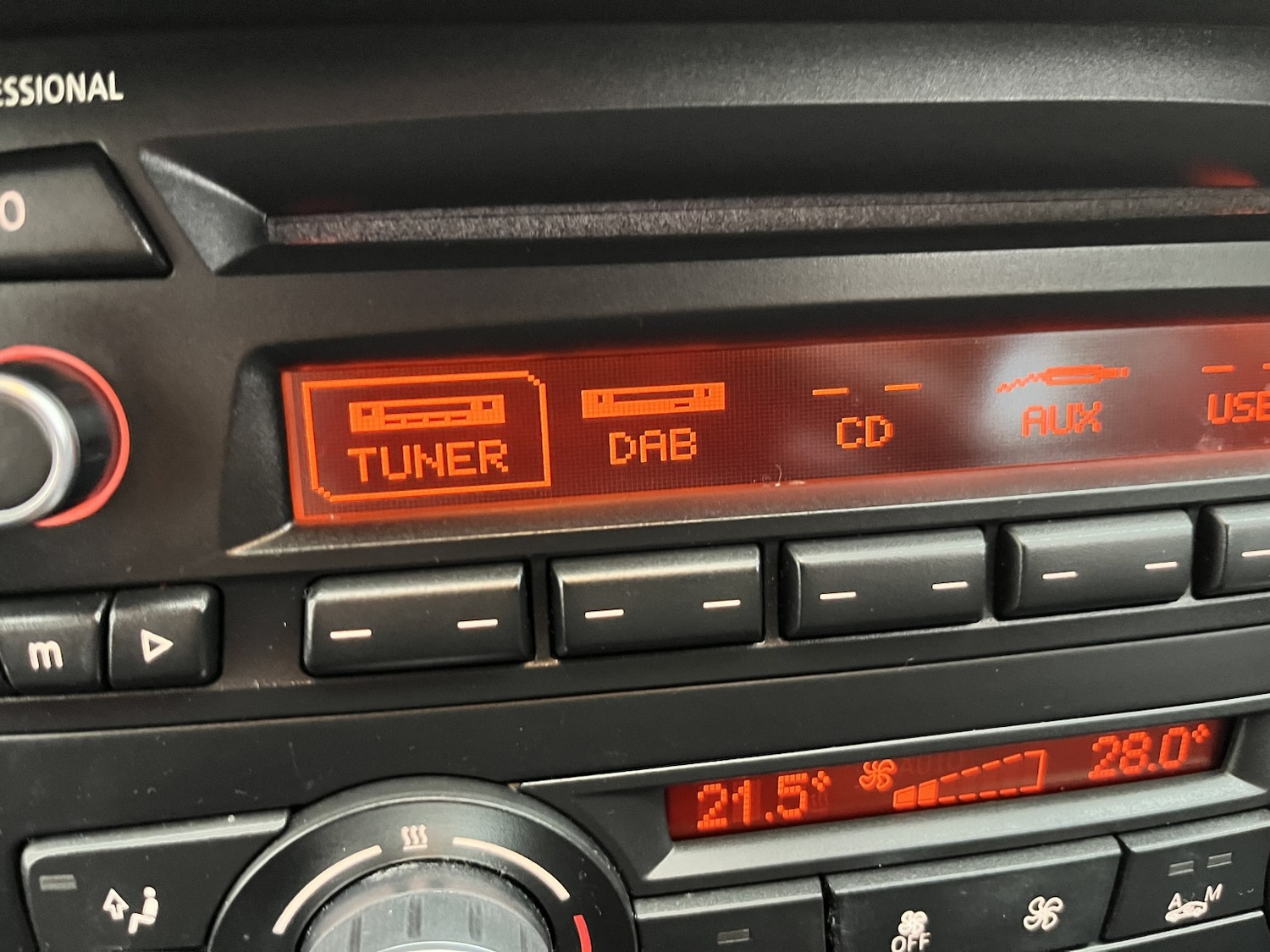 Used BMW X1 2014 for sale - 76439861: Photo 33