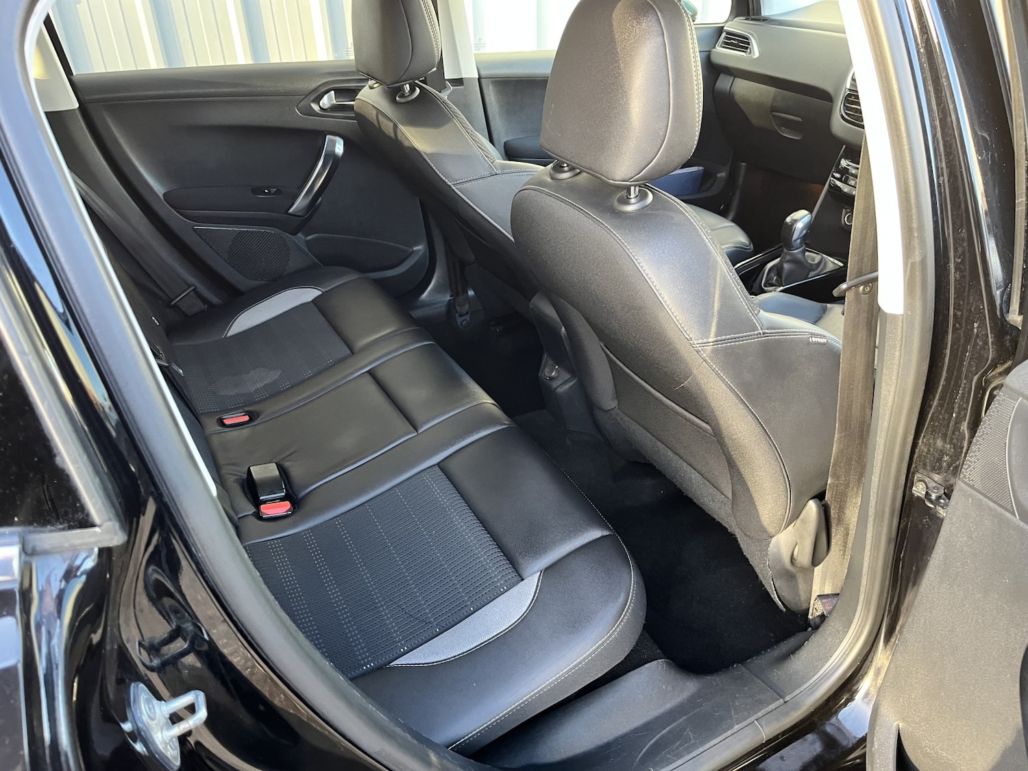 Used Peugeot 2008 2016 for sale - 76896953: Photo 21