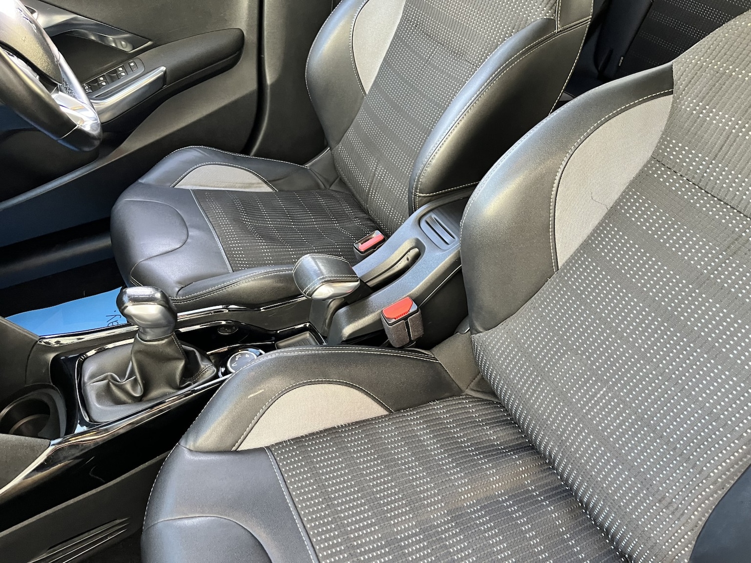 Used Peugeot 2008 2016 for sale - 76896953: Photo 25