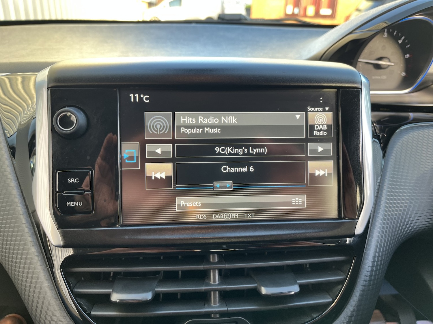 Used Peugeot 2008 2016 for sale - 76896953: Photo 27