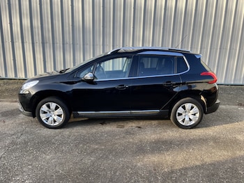 Used Peugeot 2008 2016 for sale - 76896953: Photo