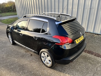 Used Peugeot 2008 2016 for sale - 76896953: Photo
