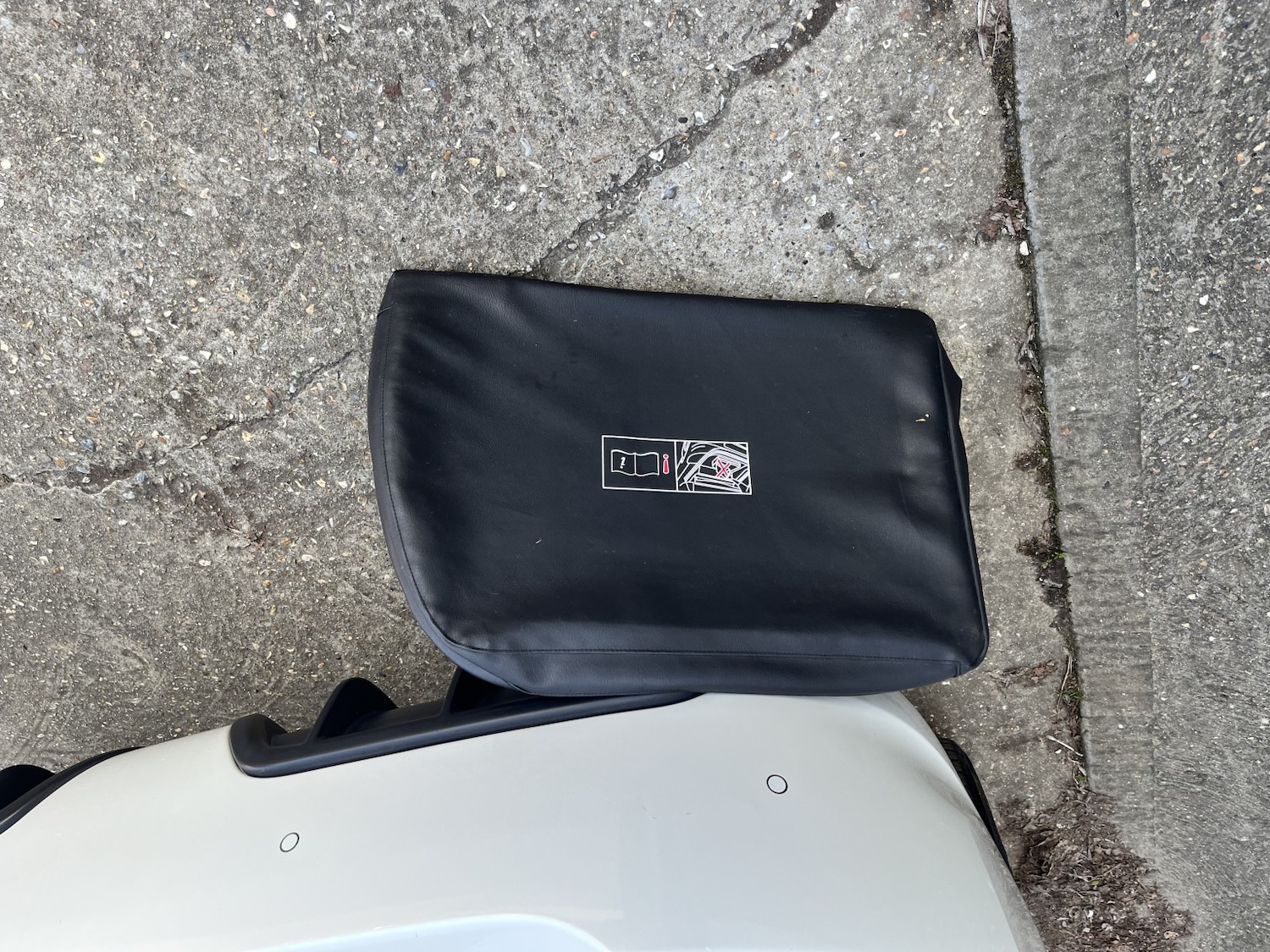 Used Peugeot 308 2013 for sale - 77766444: Photo 28