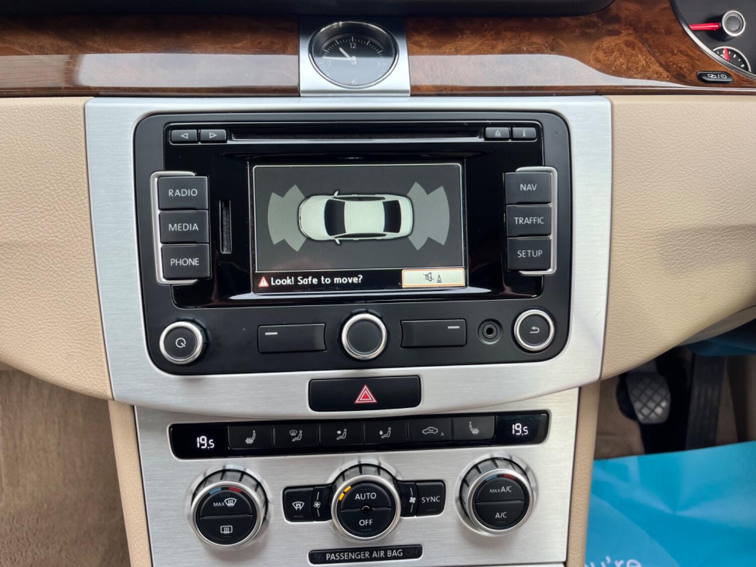 Used Volkswagen Passat 2013 for sale - 77584598: Photo 22