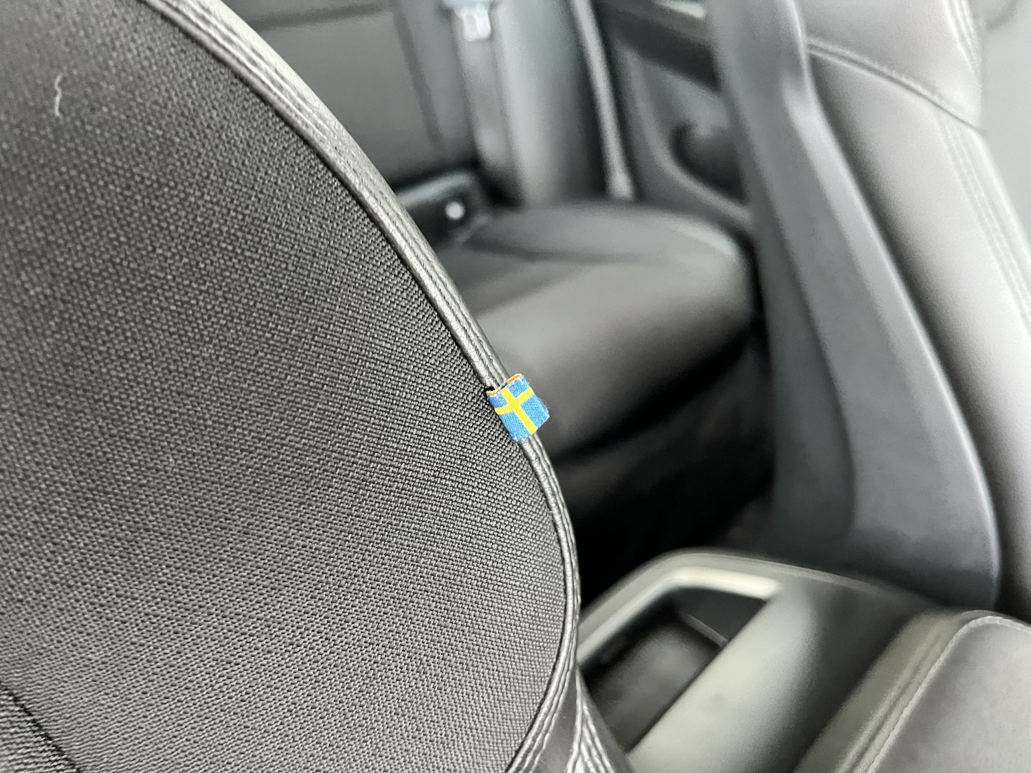 Used Volvo V60 2019 for sale - 76836943: Photo 16