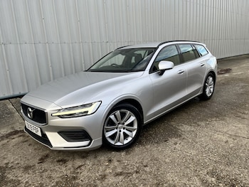 2019 - 2.0 D3 Momentum 5dr