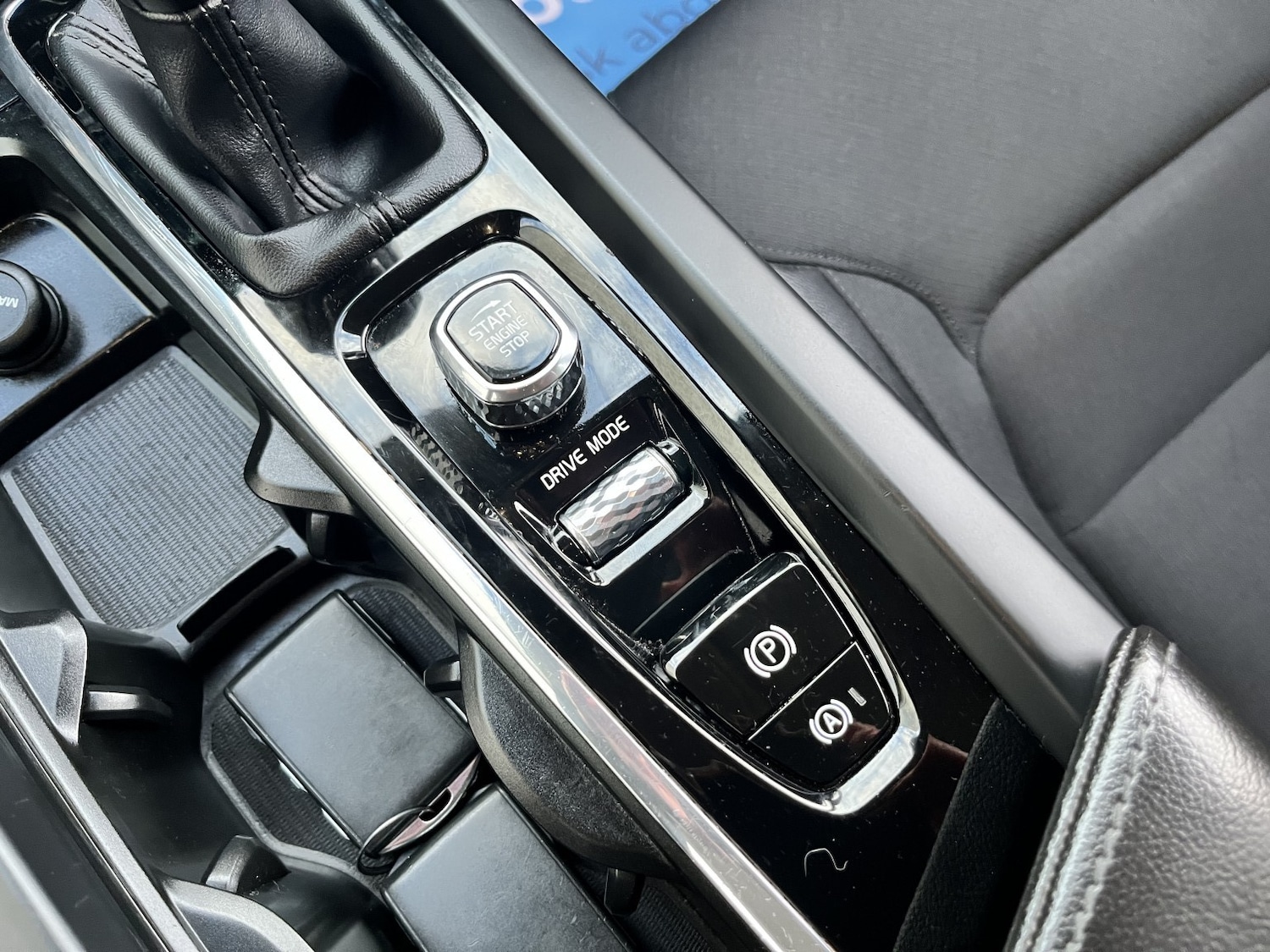 Used Volvo V60 2019 for sale - 76836943: Photo 28