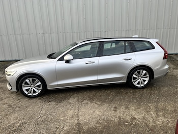 Used Volvo V60 2019 for sale - 76836943: Photo
