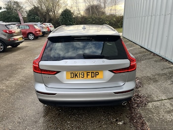 Used Volvo V60 2019 for sale - 76836943: Photo
