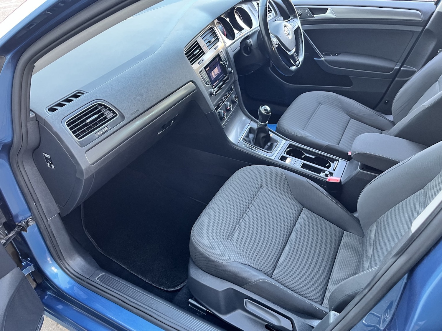 Used Volkswagen Golf 2013 for sale - 76396998: Photo 23