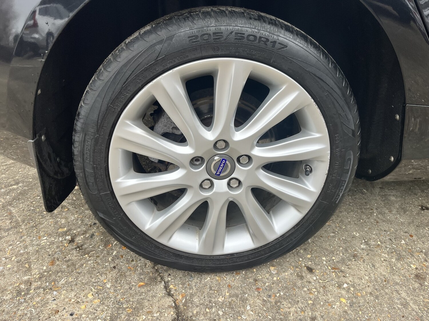 Used Volvo V40 2014 for sale - 77409579: Photo 13