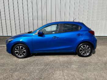 Used Mazda Mazda2 2015 for sale - 74932222: Photo