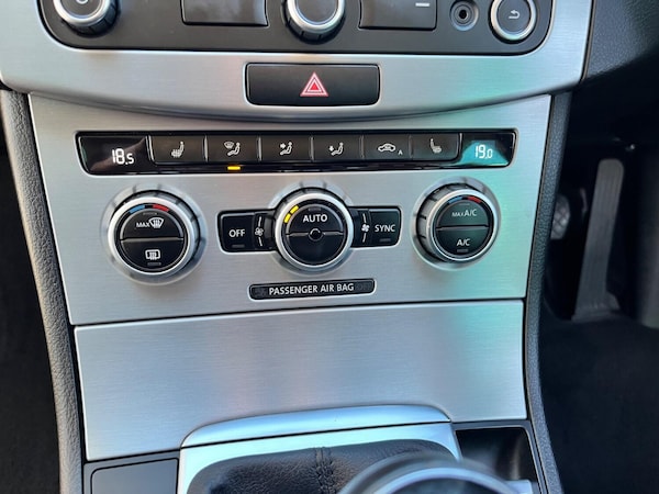 Used Volkswagen CC 2013 for sale - 76164582: Photo 28