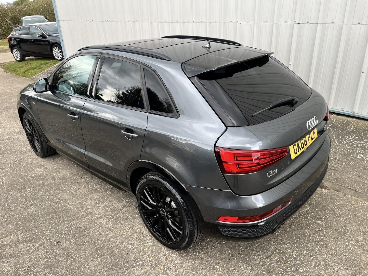 Used Audi Q3 2018 for sale - 78222889: Photo 3