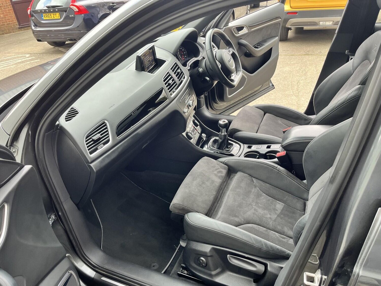 Used Audi Q3 2018 for sale - 78222889: Photo 32