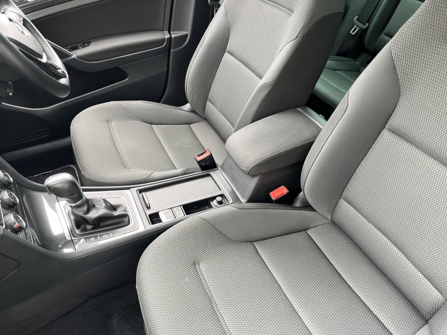 Used Volkswagen Golf 2017 for sale - 78222896: Photo 26