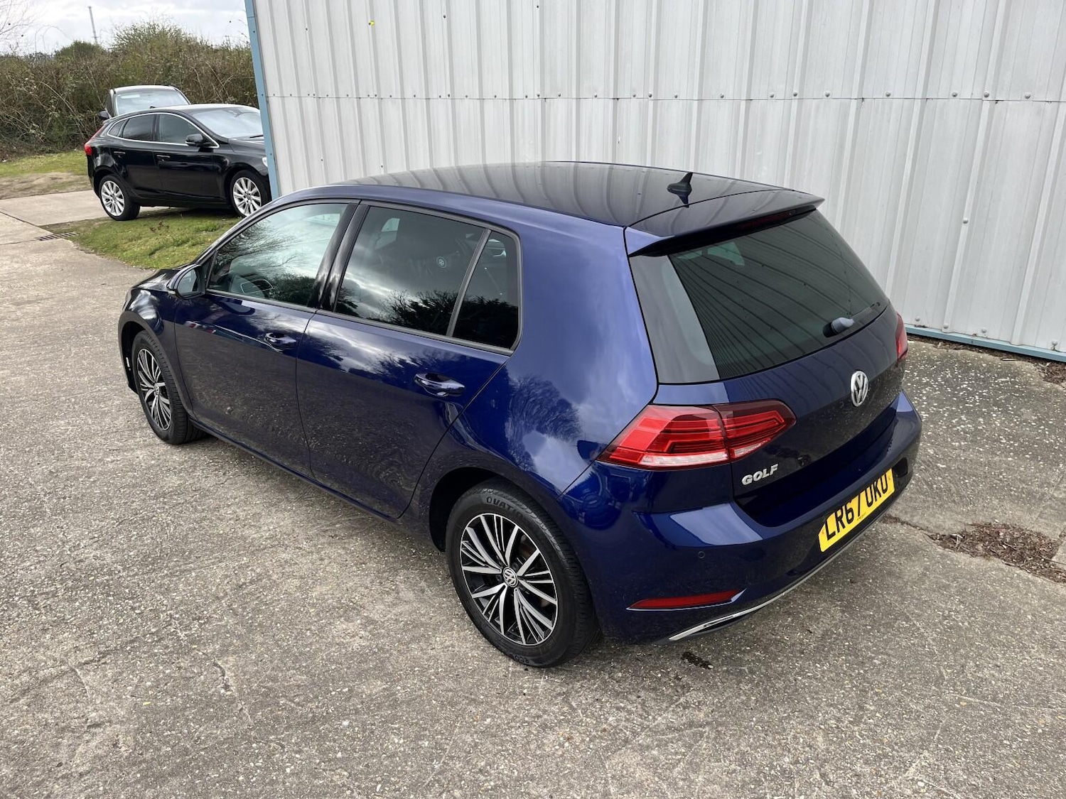 Used Volkswagen Golf 2017 for sale - 78222896: Photo 3