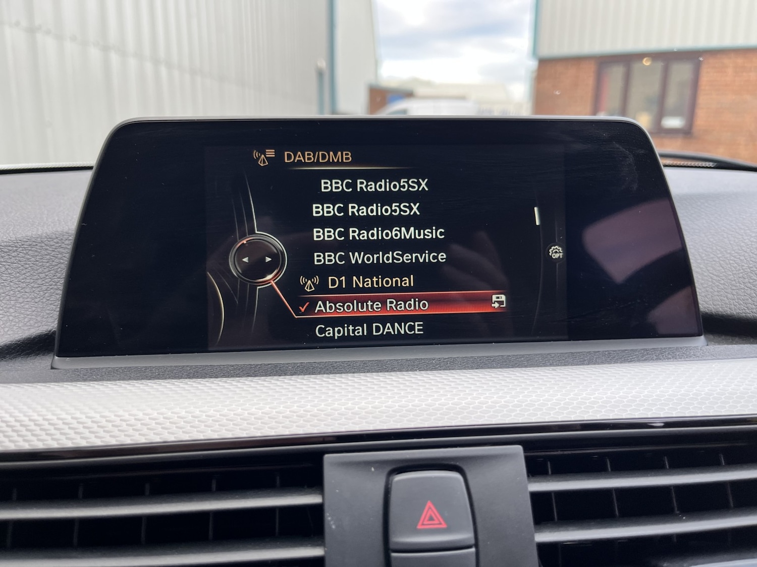 Used BMW 3 Series 2016 for sale - 76369291: Photo 32